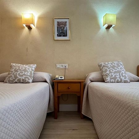 Hostal Atienzar Albacete Eksteriør billede