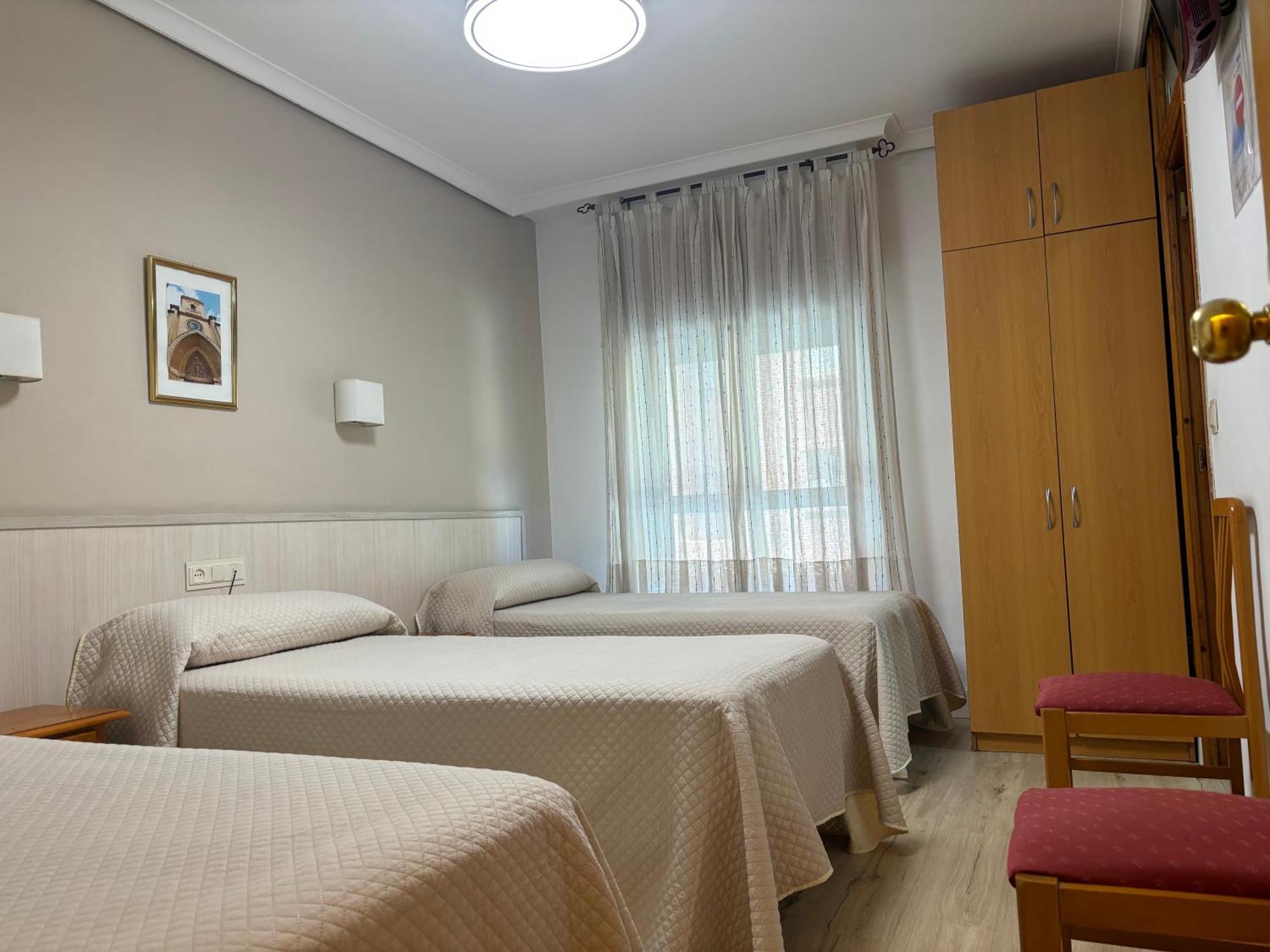 Hostal Atienzar Albacete Eksteriør billede